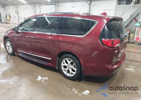 2017 Chrysler Pacifica Touring-L Plus из США, поврежденный, VIN 2C4RC1EG4HR743935
